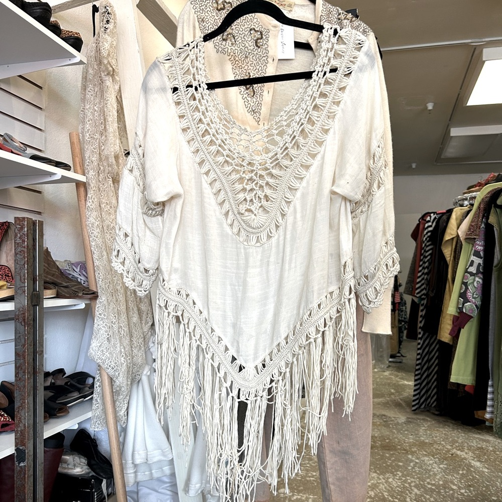 Vintage crochet bohemian fringe top